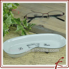 Ceramic Glasses stand